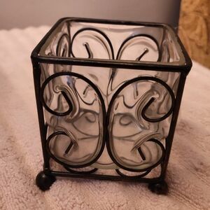 listing-status-banner